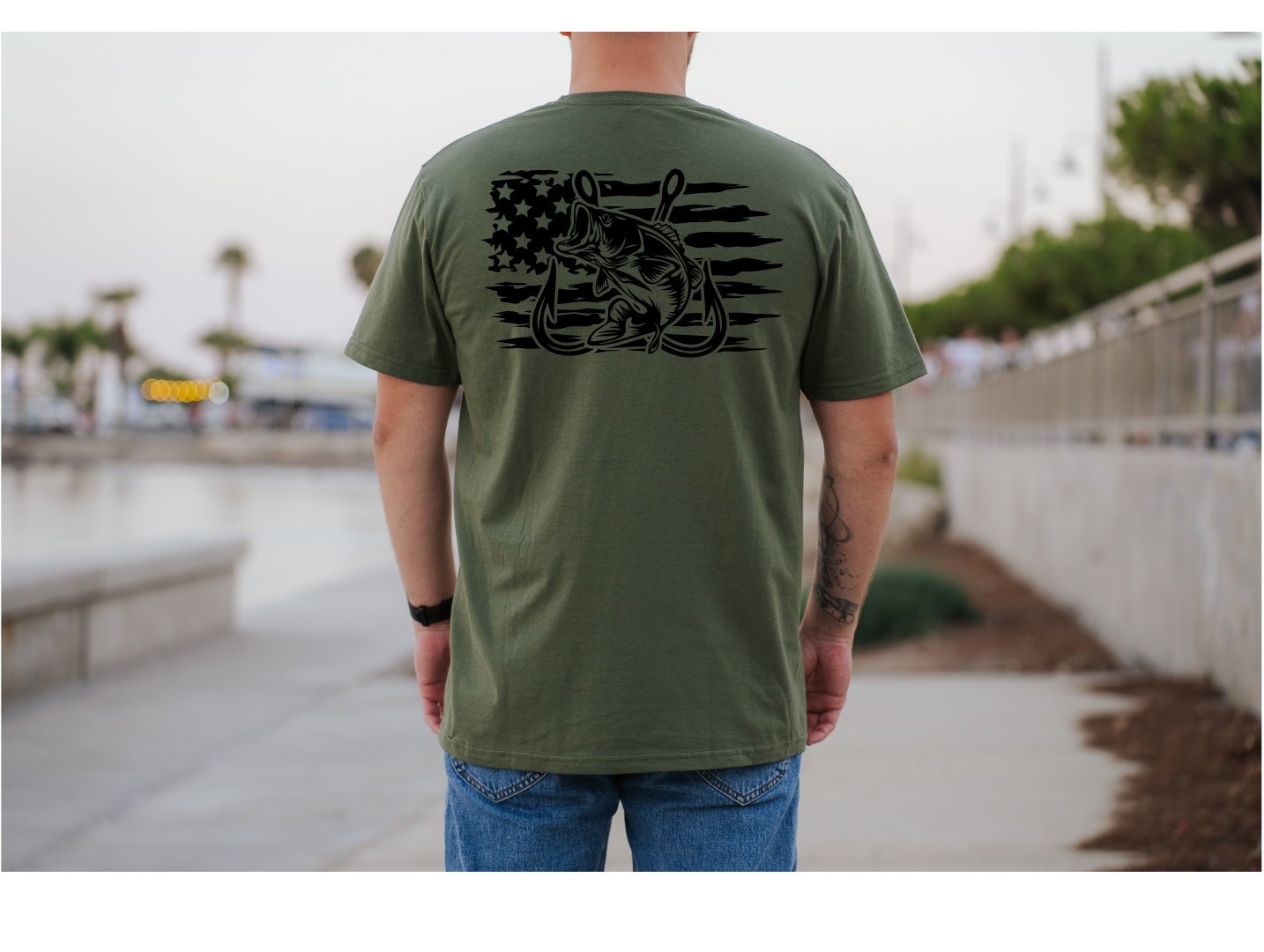 Fish-Hook Flag T